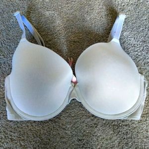 Victoria secret wear everywhere bra. 34D. Light bl